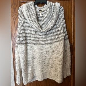 Free people oversized knit cowl neck sweater size xs
